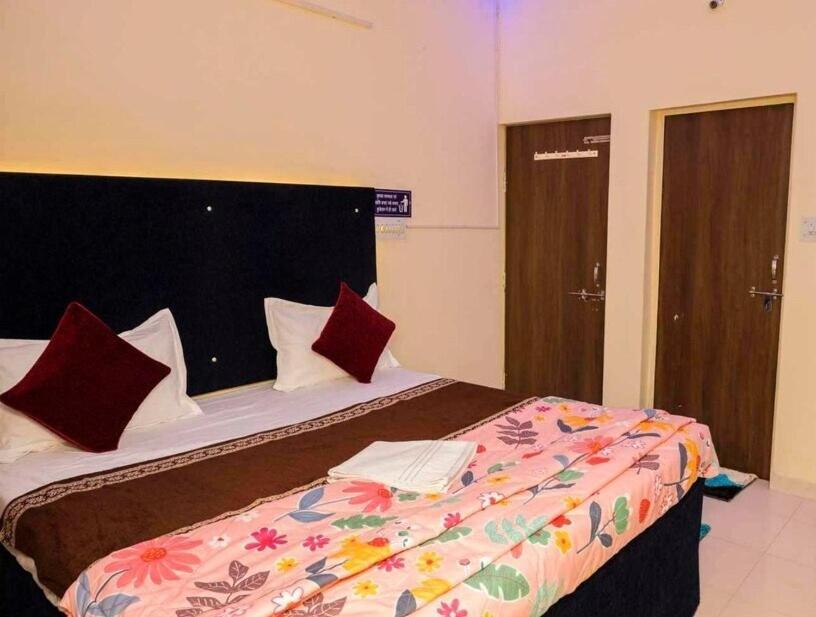Hotel O Pop Hotel Blue Star Bhilai Exterior photo